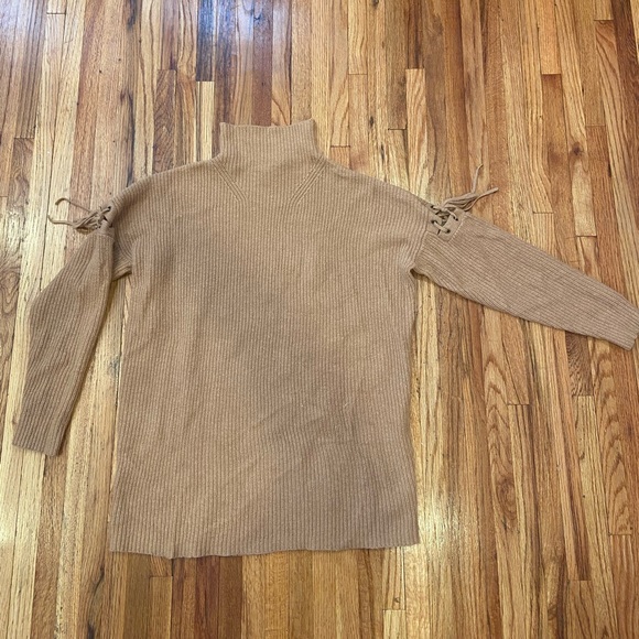 BCBG knit turtleneck top with sleeve detailing in brown - Picture 3 of 6